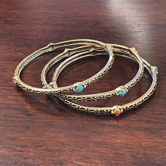 BARSE Bundle of 3 turquoise and agate signed antique bronze color metal bangles - Picture 6 of 8